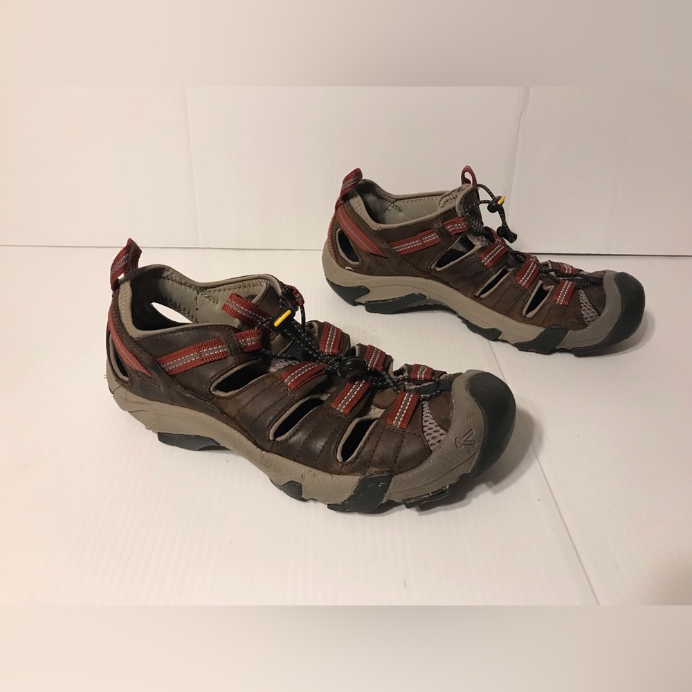 KEEN fisherman sandals leather upper men size 8
